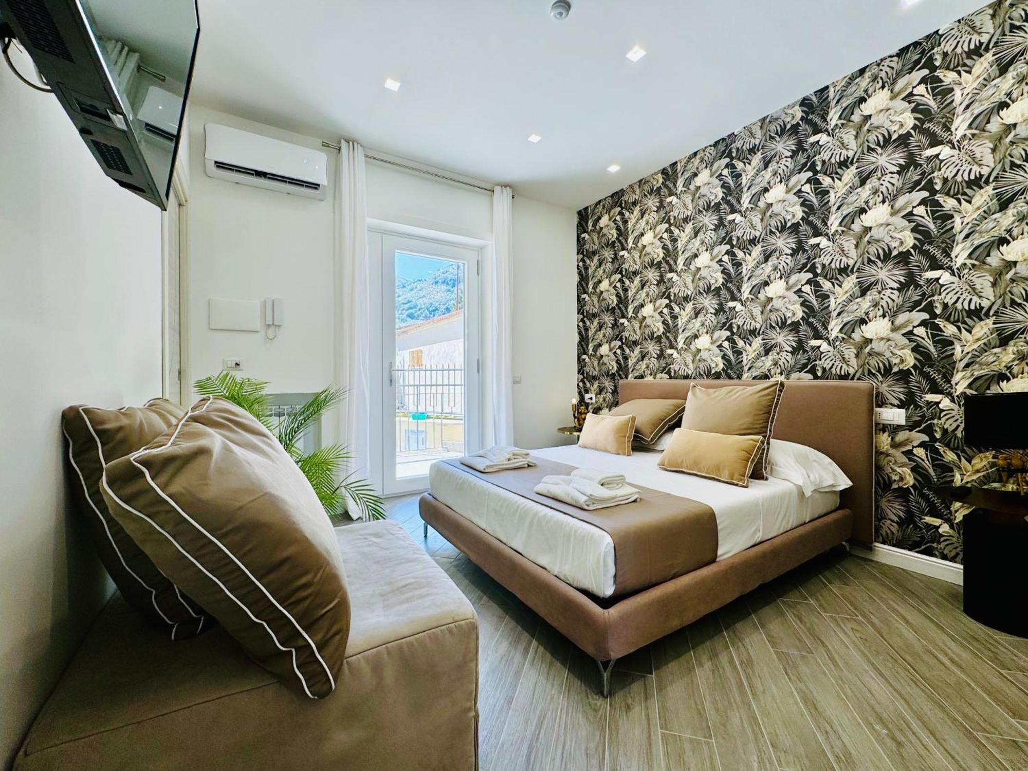 Pensión Yourhome - Santa Lucia *