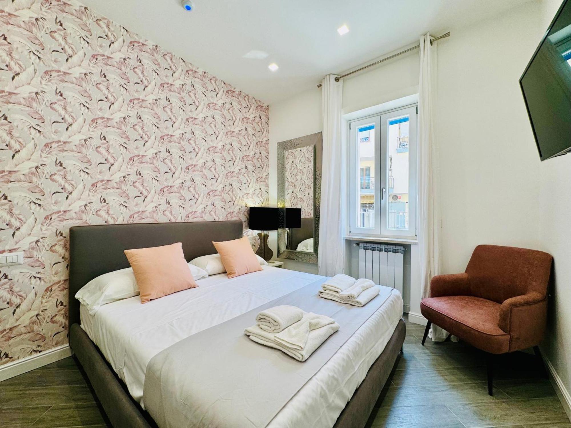 Pensión Yourhome - Santa Lucia *